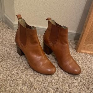 Frye Stella Chelsea Short Ankle Boot
